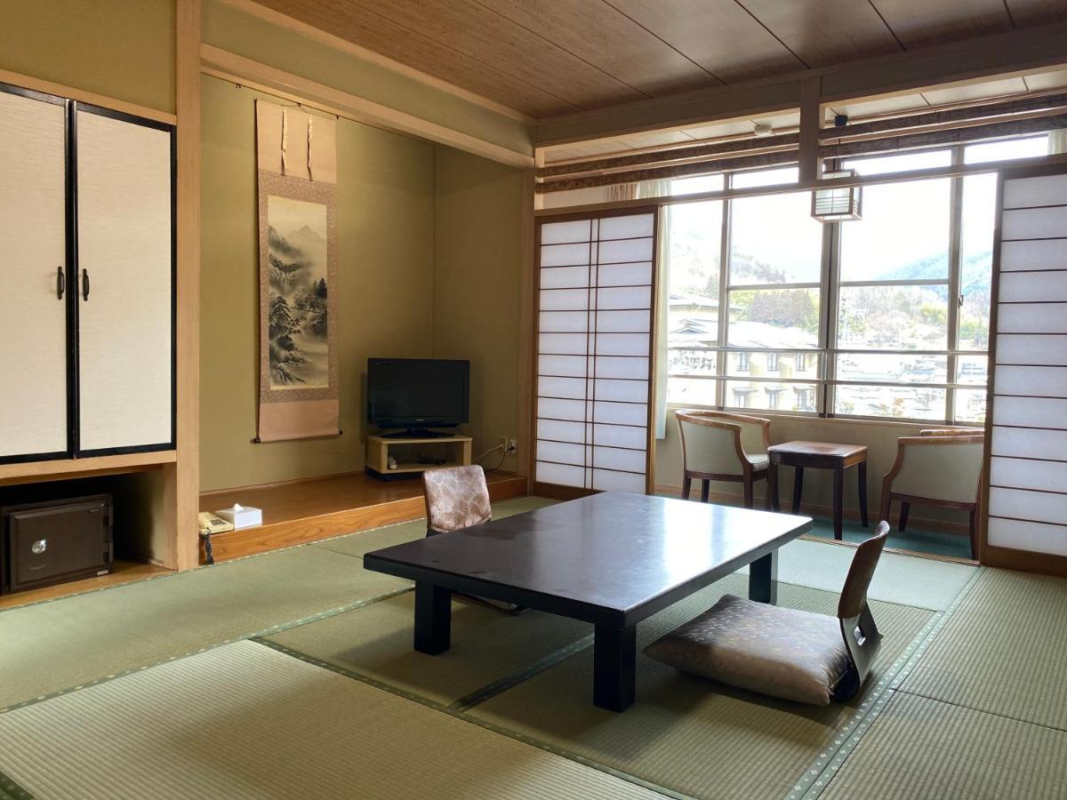 Hirugami No Mori Hotel Achi Exterior photo