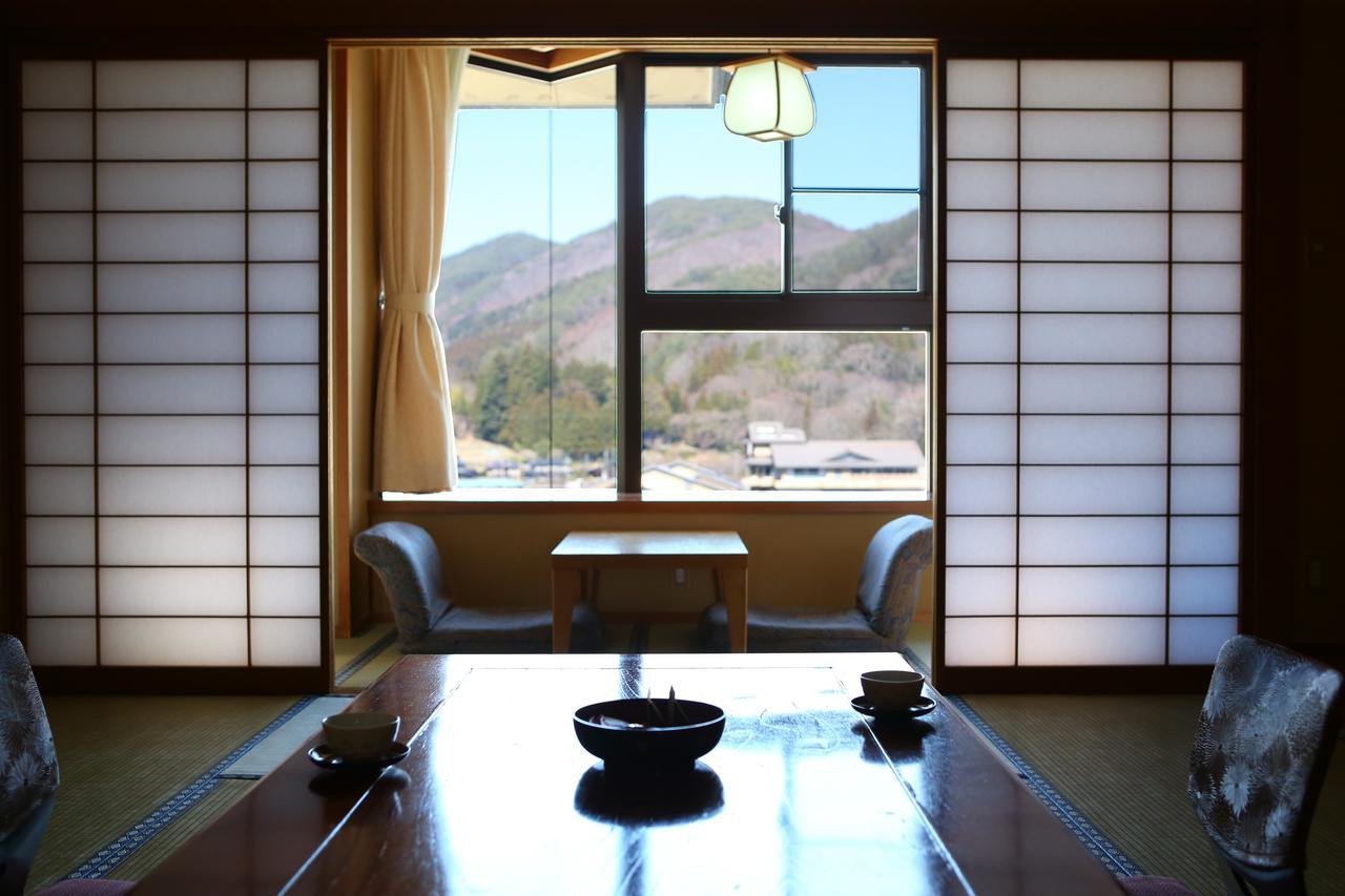 Hirugami No Mori Hotel Achi Exterior photo